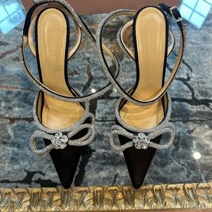 💗SOLD 💗 MACH and MACH heels